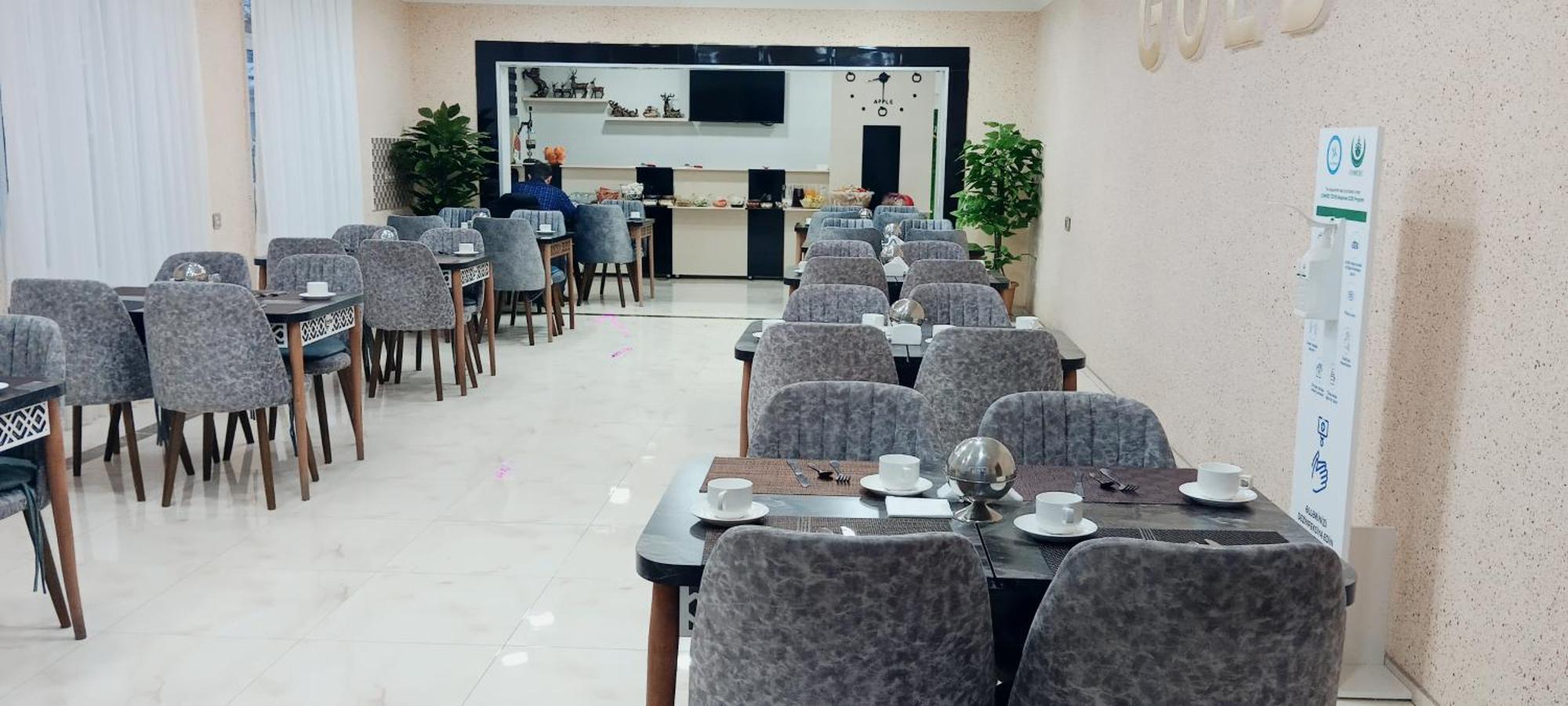 Gold Hotel กูบา ภายนอก รูปภาพ